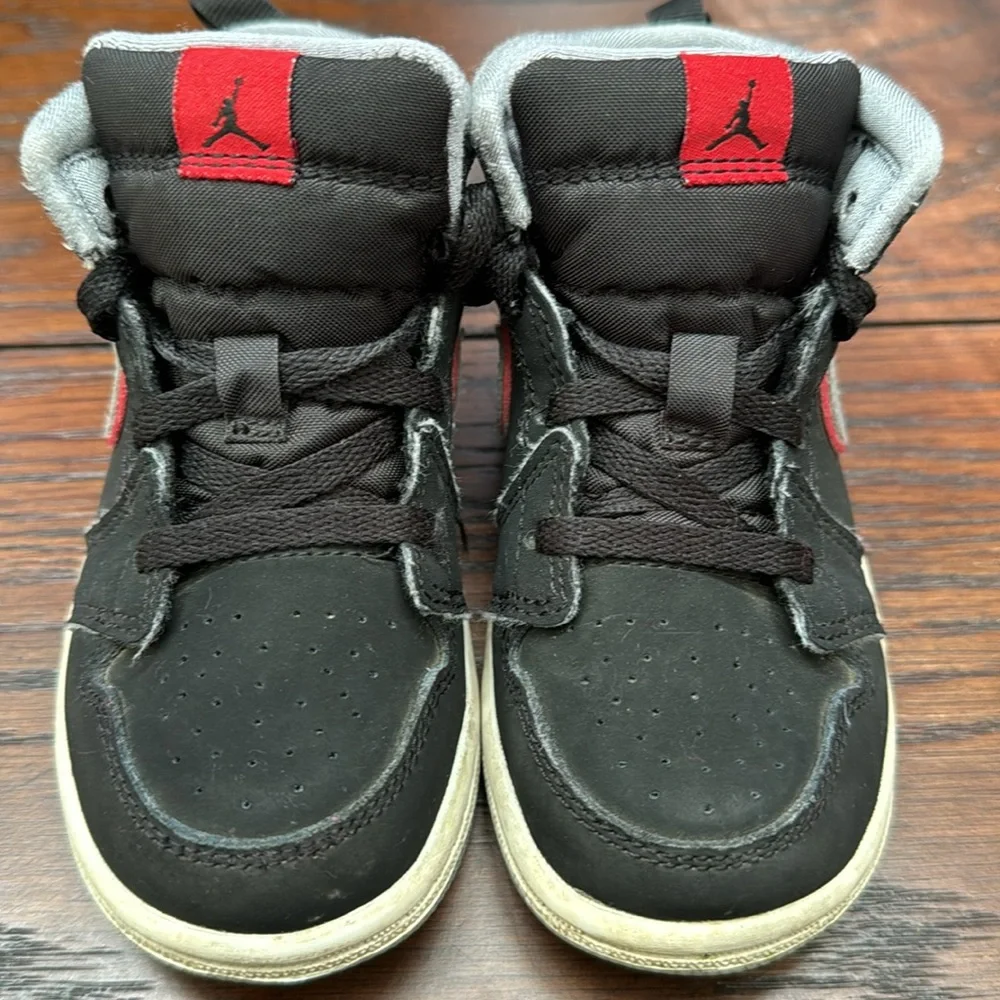 Air Jordan‎ 1 Mid (TD) Sz 8C